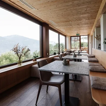 Boutique Panorama Hotel 3*